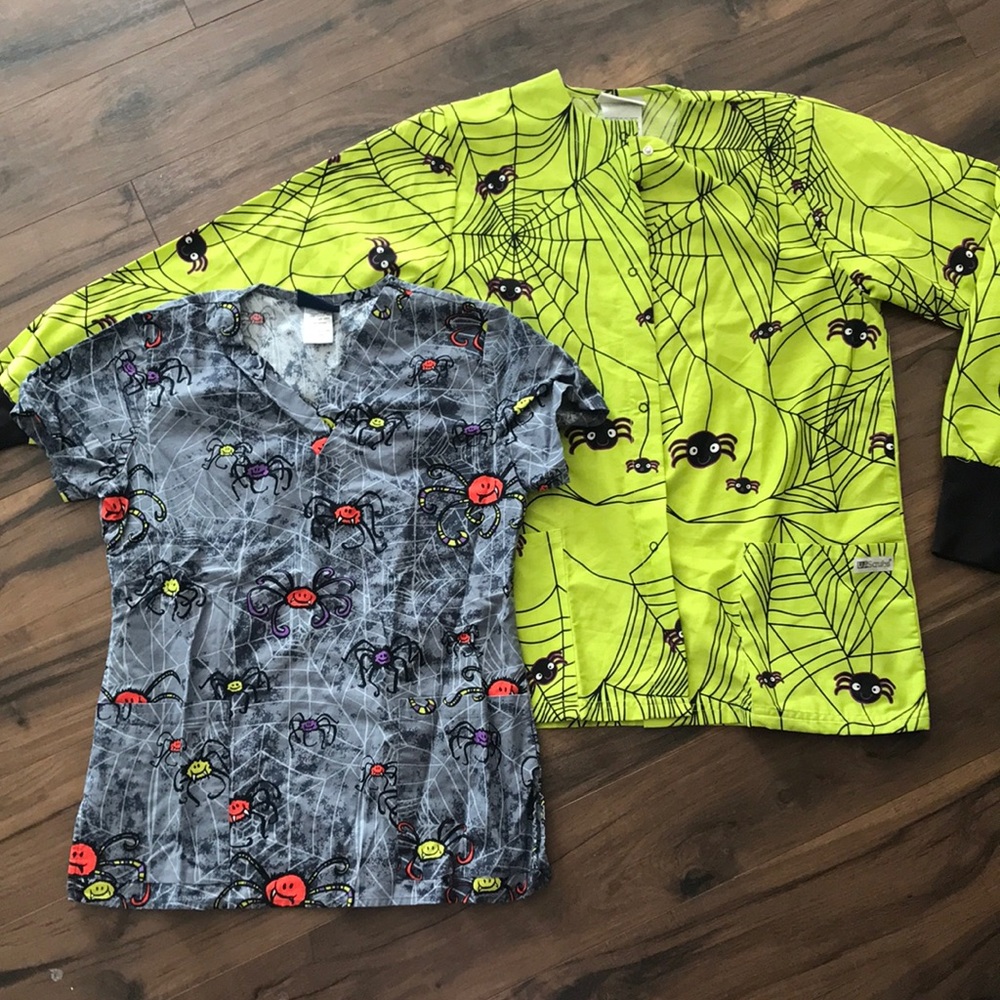 Set of Halloween Spider Scrubs